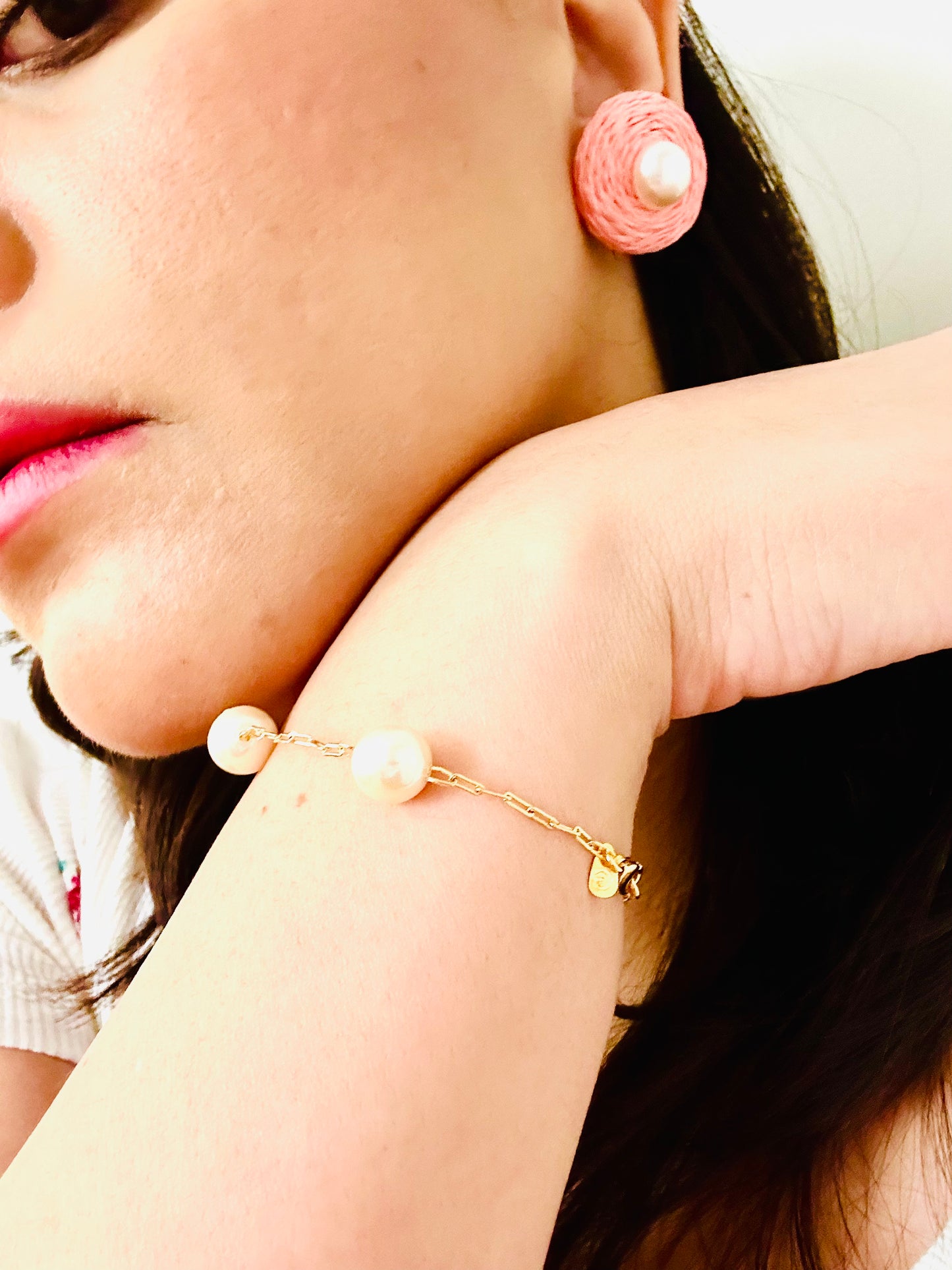 Pearls Bracelet - 18k Gold Plated