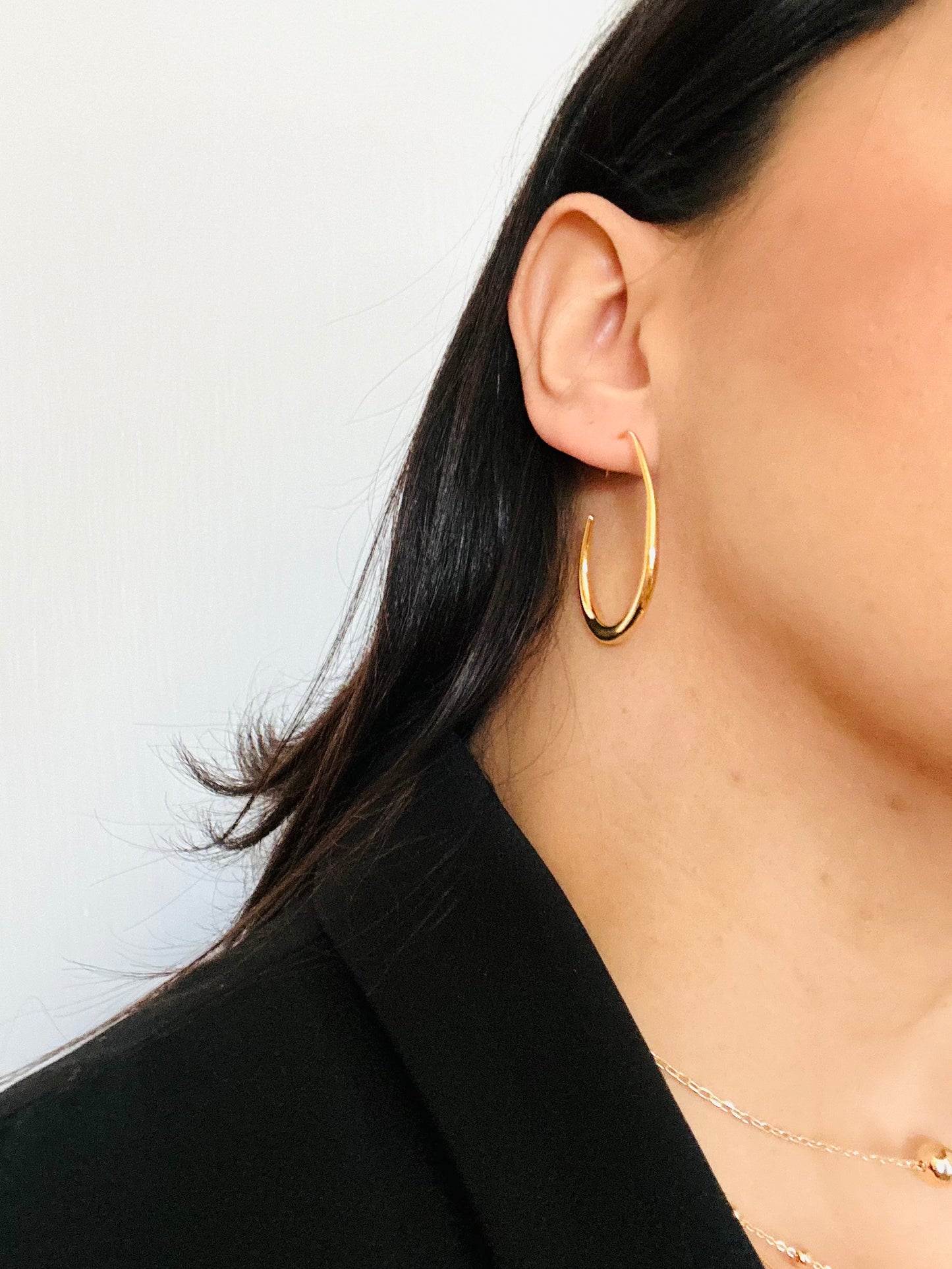 Plain Hoop Earrings - 18k Gold Plated