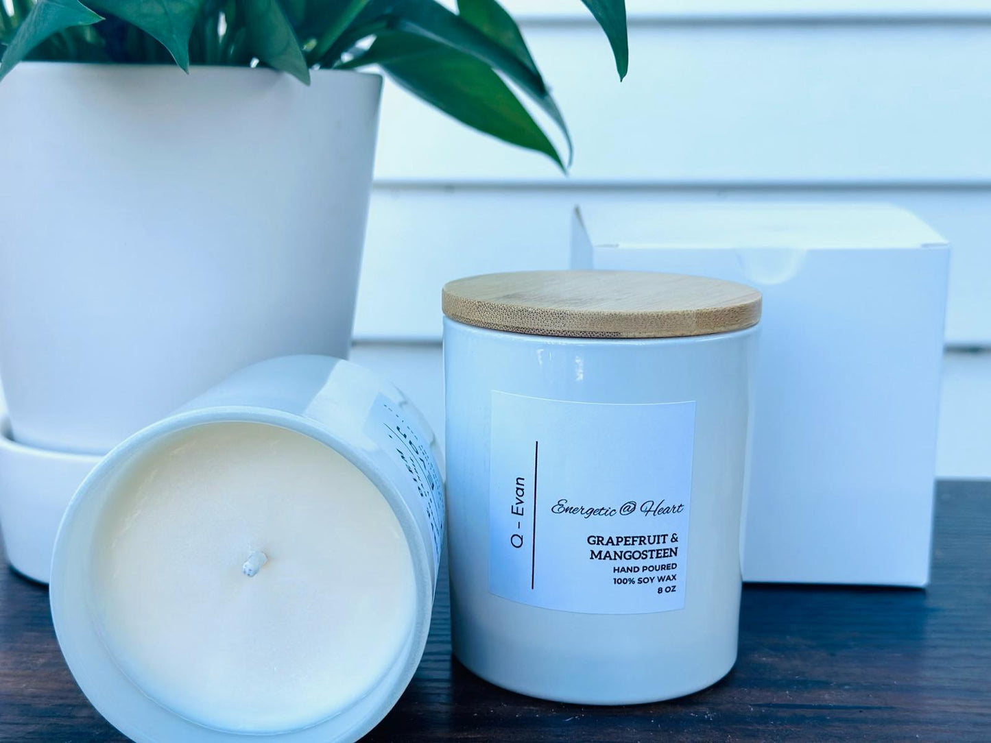 Energetic @ Heart - Luxurious 8 oz Candle - GRAPEFRUIT & MANGOSTEEN